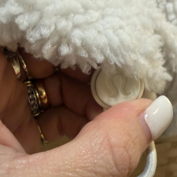 Lululemon Cinchable Oversized Fleece Zip-Up White Opal - size 6 EUC Teddy Jacket - Picture 5 of 8